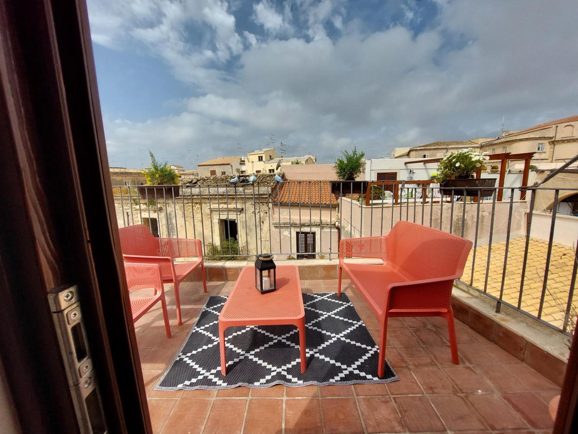 La Colombaia Di Ortigia Apartment Сиракуза Екстериор снимка